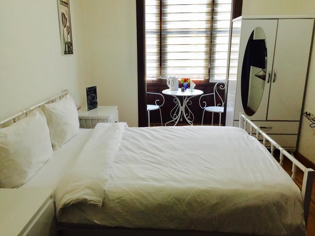 Pastor Historical Apart-Hotel The Gulf Of Izmir Exterior foto
