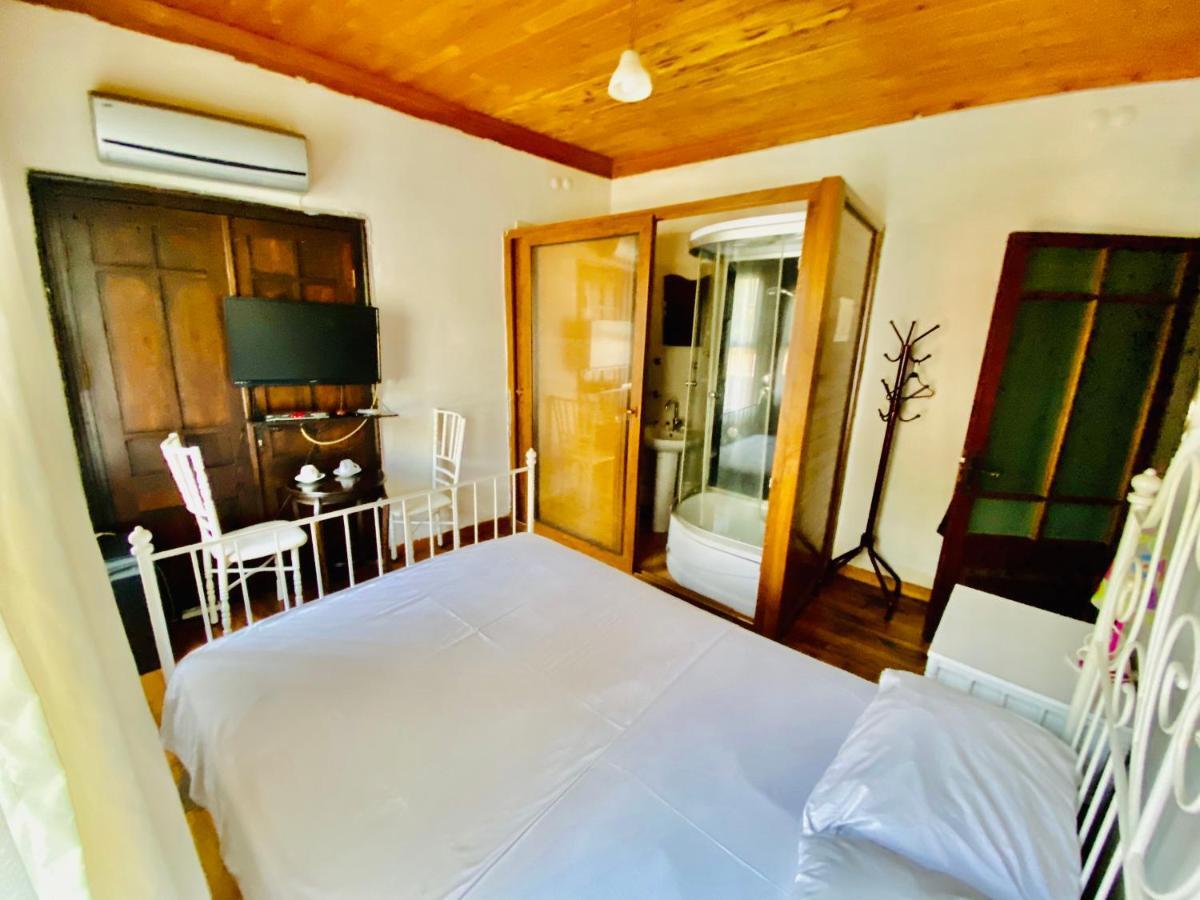 Pastor Historical Apart-Hotel The Gulf Of Izmir Exterior foto